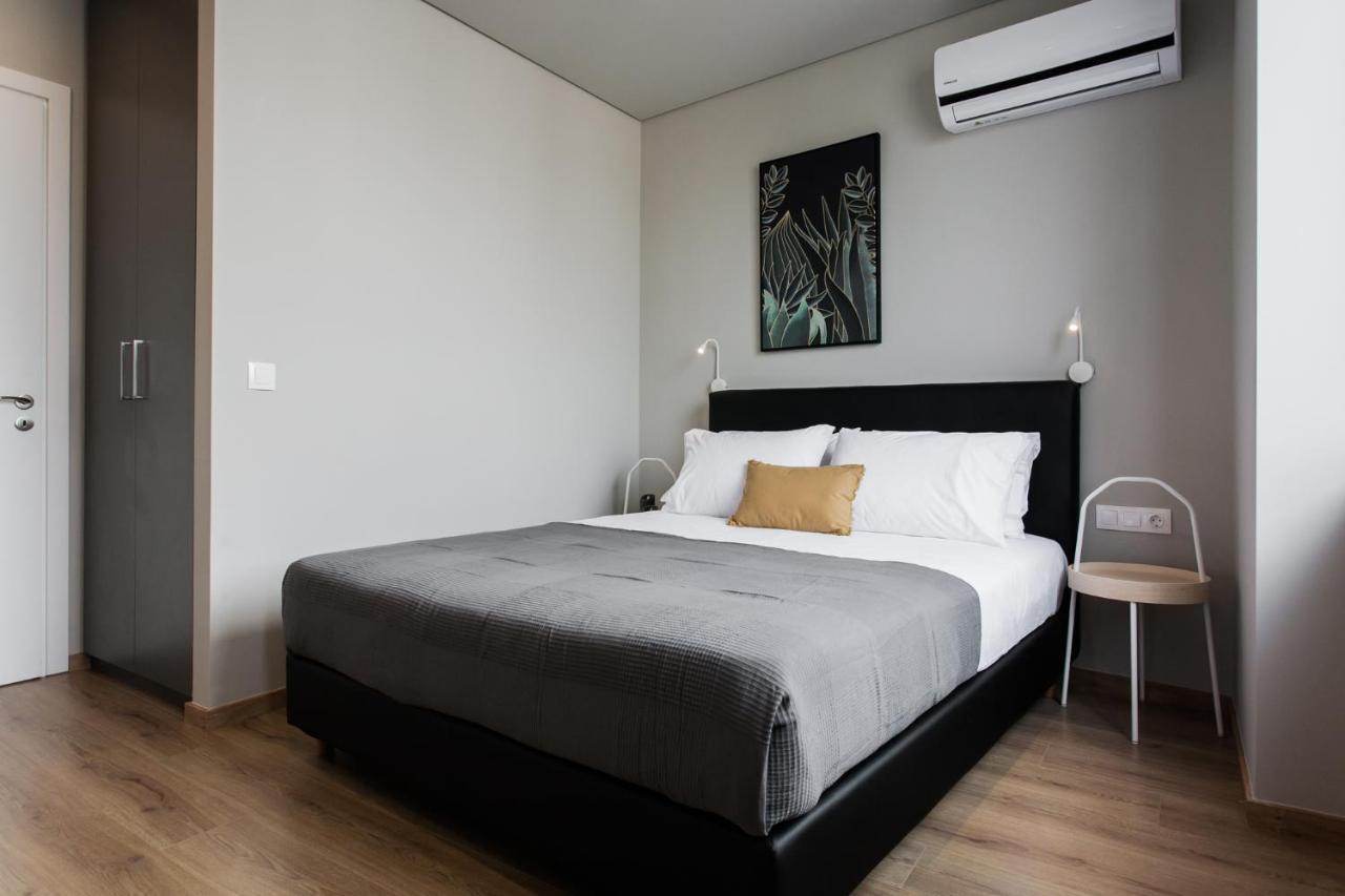 Wyz Attiki Aparthotel Atenas Quarto foto